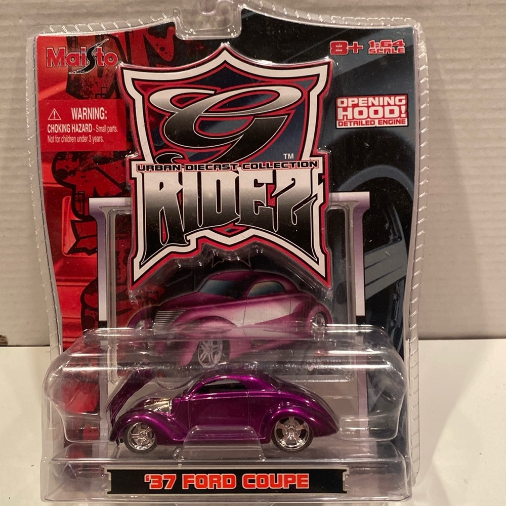 NIP Maisto g-Rides Urban Diecast Collection, ‘37 Ford Coupe